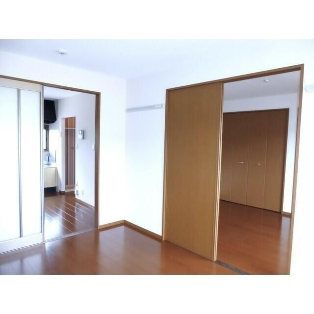 シャン・ド・フルールのその他