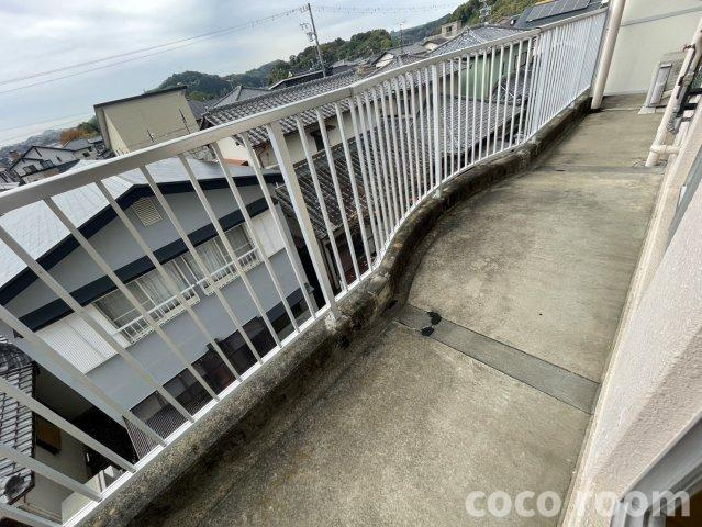 ヤマサハイツのバルコニー