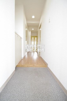 【玄関】 | グランドール井上 | ゆったりとした玄関