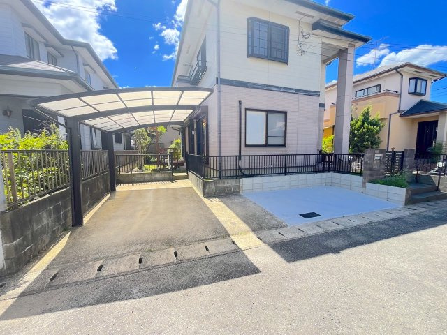 早良区田村5丁目戸建の駐車場
