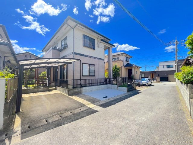 早良区田村5丁目戸建の前面道路含む現地写真