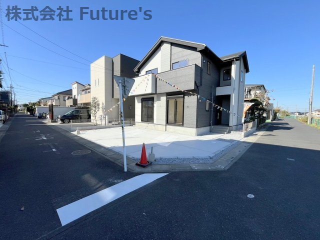 吉川市新栄1丁目　新築戸建　全1棟の前面道路含む現地写真|前面道路含む現地写真です。