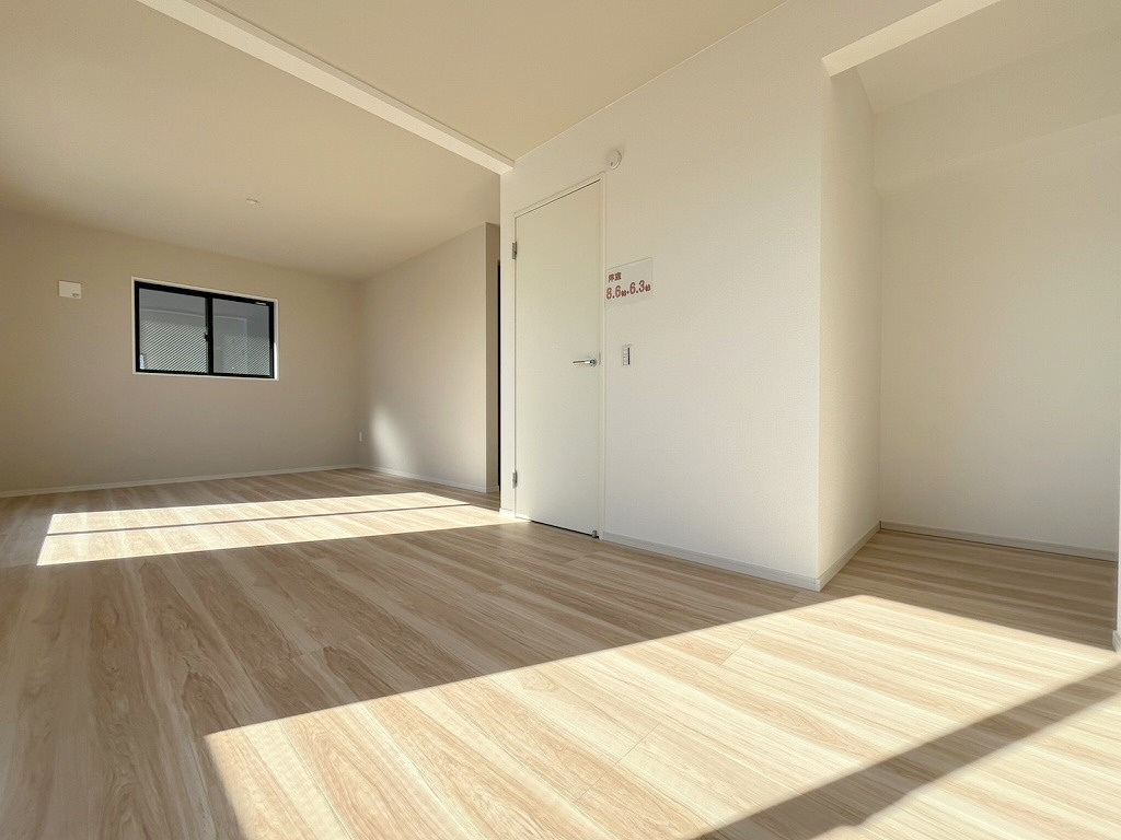 吉川市新栄1丁目　新築戸建　全1棟の洋室|間仕切り対応可能な洋室14.9帖