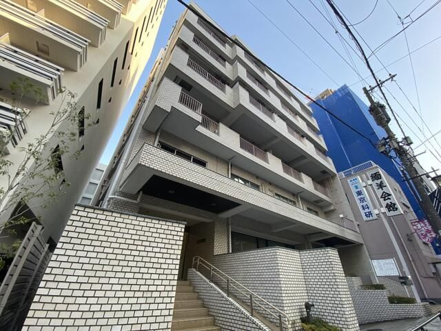 ニューハイツ湯島の外観