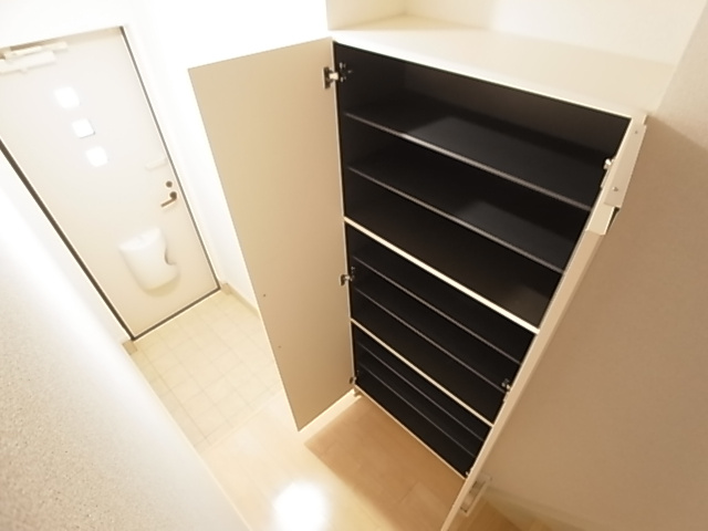 神戸市須磨区東落合３丁目のアパート