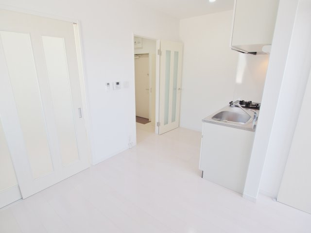 Grandtic Orange llの居間・リビング