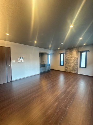 S-RESIDENCE平尾WESTの居間・リビング