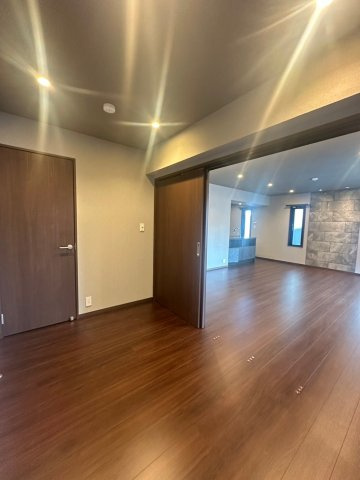 S-RESIDENCE平尾WESTの洋室