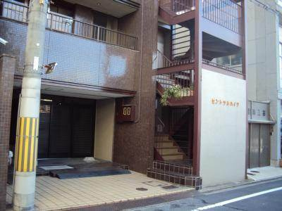 セントラルハイツのエントランス