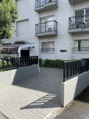 【エントランス】 | メゾン西永福 | 毎日通るエントランスはこのようになっています