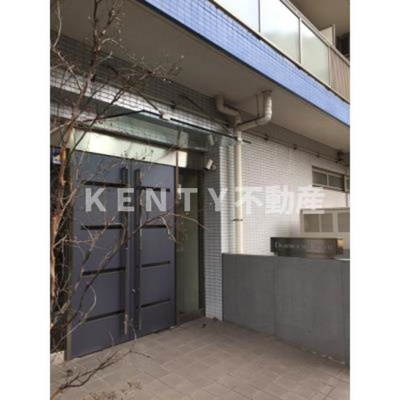 【エントランス】 | ＤＯＲＭＯＵＳＥ　ＴＯＷＥＲ | 清潔なエントランスです