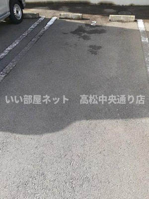 【駐車場】 | セリナ　Ａ