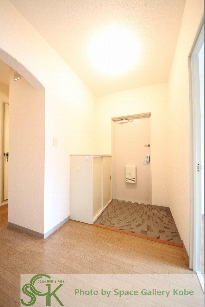 サンテラス池上の玄関|※お部屋により仕様が異なる可能性があります。
