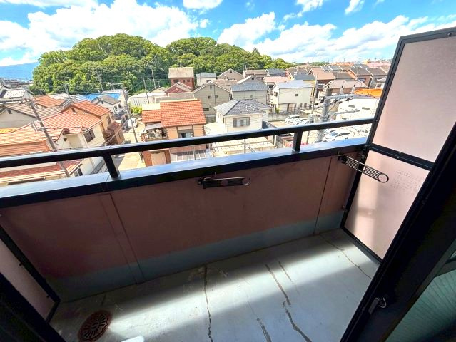 DH白鳥ビルのバルコニー