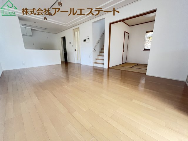 姫路市的形町的形　　山陽電鉄「的形駅」徒歩7分の居間・リビング