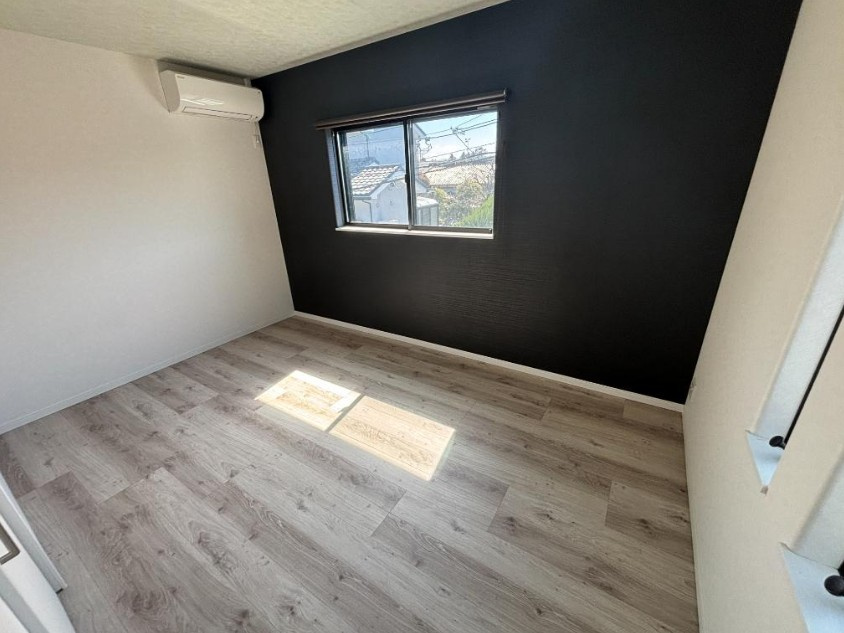 久御山町林垣内の寝室