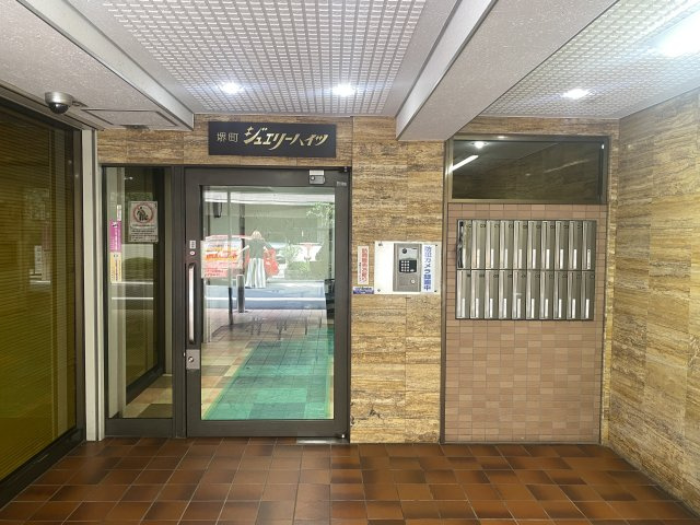 堺町ジュエリーハイツのエントランス