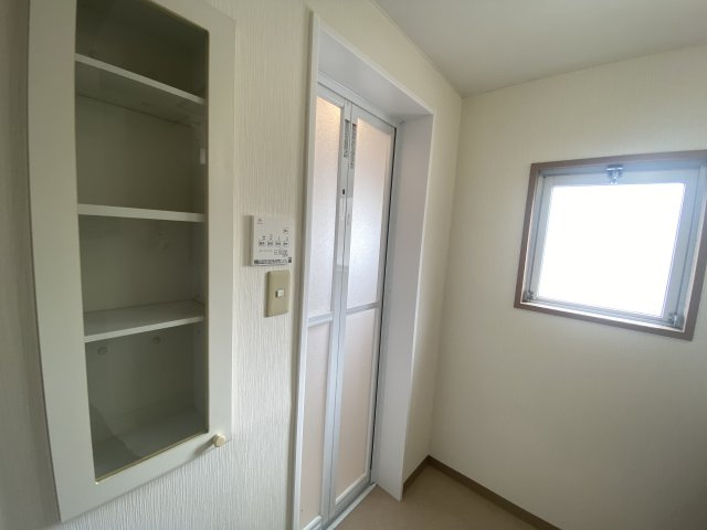 堺町ジュエリーハイツの収納|リネンラック