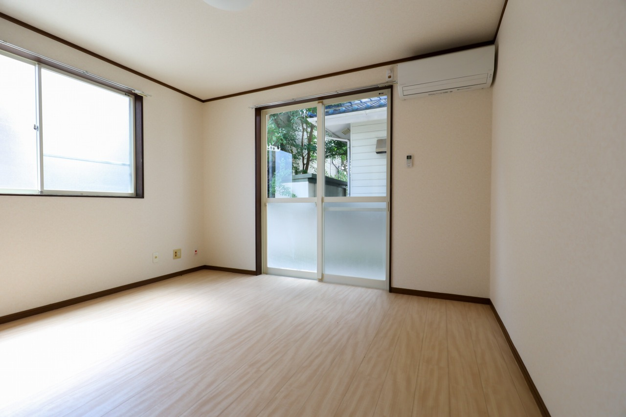 城北ハイツA・Bの居間・リビング|洋室(同間取りの103号室のお写真です）