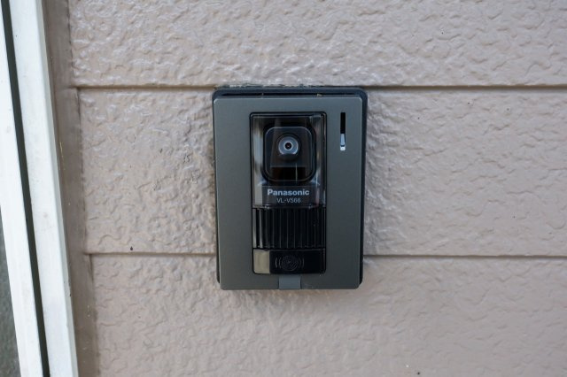城北ハイツA・Bのセキュリティ|ドアホン(同間取りの103号室のお写真です）