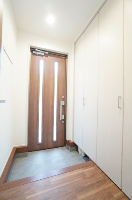 【玄関】 | ヴィラウィスタリアＢ棟