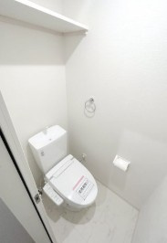 KEIAI RESIDENCE 上尾Ⅲのトイレ|同施工