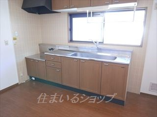 ハイランド　Ｂ棟のキッチン|ワイドキッチン