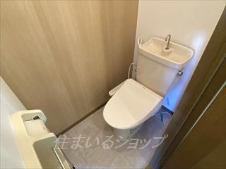 ハイランド　Ｂ棟のトイレ|シャワートイレ（サービス品）