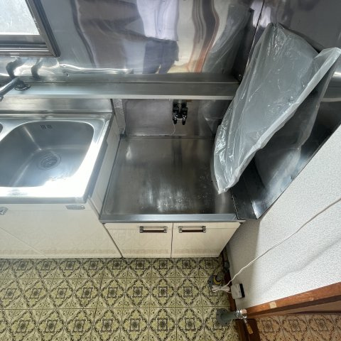 室蘭市八丁平4丁目17-17戸建のキッチン