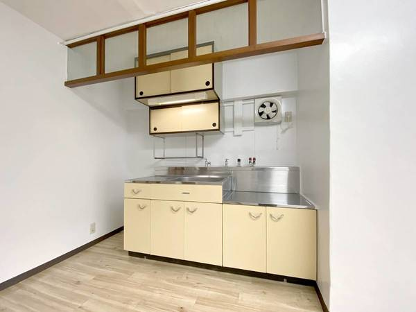 ビレッジハウス書写台1号棟のキッチン|ビレッジハウスの同一物件・同一タイプの間取りの写真です