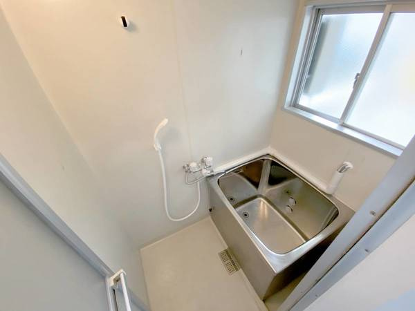 ビレッジハウス書写台1号棟の浴室|ビレッジハウスの同一物件・同一タイプの間取りの写真です