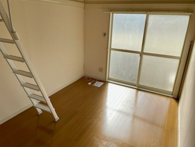 レオパレス姫路の居間・リビング