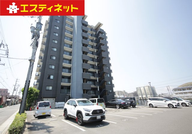 バンベール半田レジデンスの外観