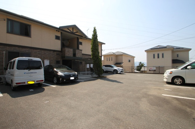 【駐車場】 | グランシャリオ A棟 | 駐車場