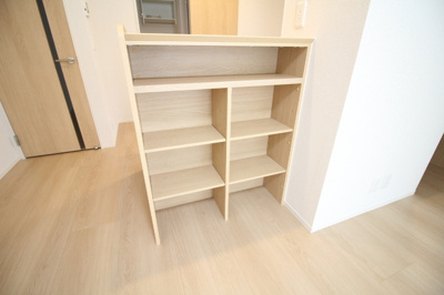 【キッチン】 | S＆T Grace Square（ｴｽ＆ﾃｨ ｸﾞﾚｰｽ ｽｸｴｱ） | 103 収納（キッチン裏）