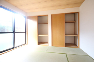 【和室】 | ヴェルドミール春日 | 和室収納