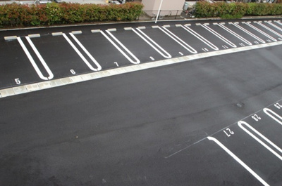 【駐車場】 | Bell Demeure A棟 | 駐車場