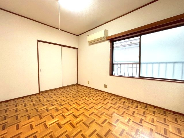 マンションファームの洋室