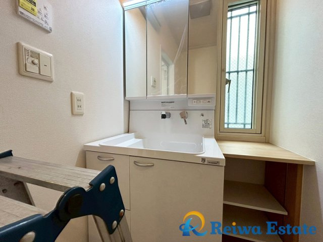 中古戸建　茅ヶ崎市高田4丁目の独立洗面台