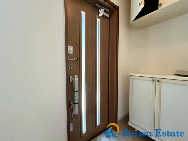 中古戸建　茅ヶ崎市高田4丁目の玄関