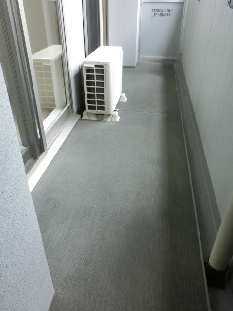 大阪市中央区安堂寺町２丁目の賃貸マンションのバルコニー