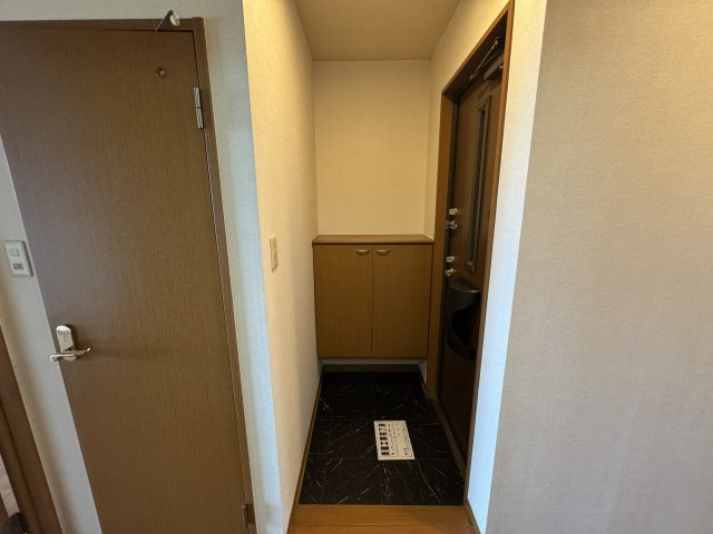オーク玉田の玄関