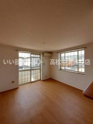 【居間・リビング】 | ラフィネ・メゾンＣ