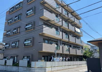 【構造・工法・仕様】 | レサージュ相模原壱番館 | ＳＲＣ造は強度や耐震性の面でもRC造と比べて優れています。そのため、10階建以上の高層または超高層マンションなどの建築にも多く採用されています。柱や梁などのサイズが小さくても高い耐震性を確保できます。