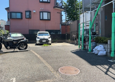 【駐輪場】 | レサージュ相模原壱番館 | マンションの駐輪場は、事前に空きがあるか確認を取ると安心です。せっかく入居したのに駐輪スペースがない！なんてことになったら大変ですよね。そこで、内見時や購入前にはまず事前に確認しておくと良いでしょう。