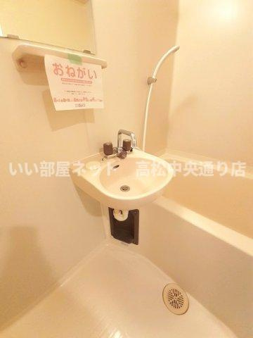 【洗面所】 | エルディム川善
