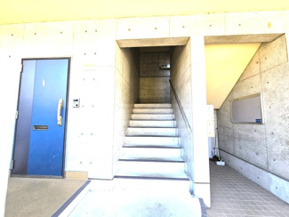 【エントランス】 | 建物の内部です