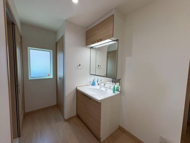 【独立洗面台】の画像