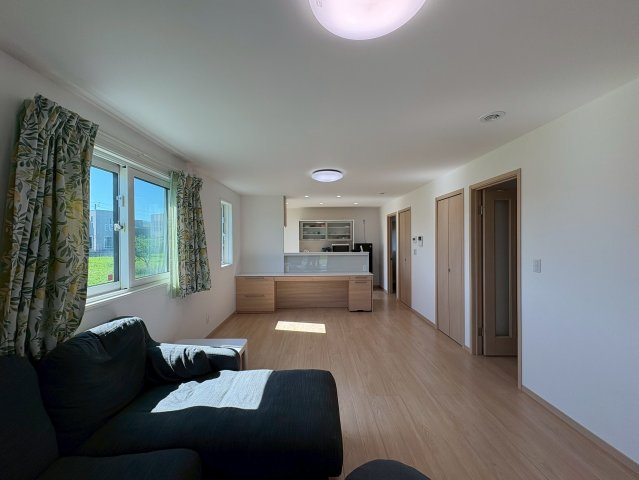 【居間・リビング】の画像