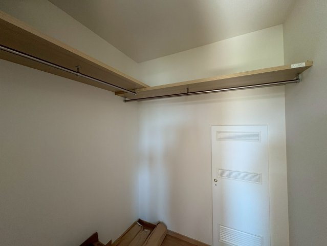 泉中央五丁目中古戸建の収納|ウォークインクローゼット付き♪
【行橋市　中古戸建】